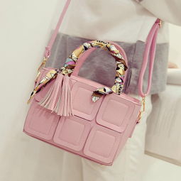 倒樂熊箱包產(chǎn)品 倒樂熊箱包產(chǎn)品圖片 倒樂熊箱包怎么樣 最新倒樂熊箱包產(chǎn)品展示